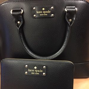 Kate Spade Leather Purse & Wallet